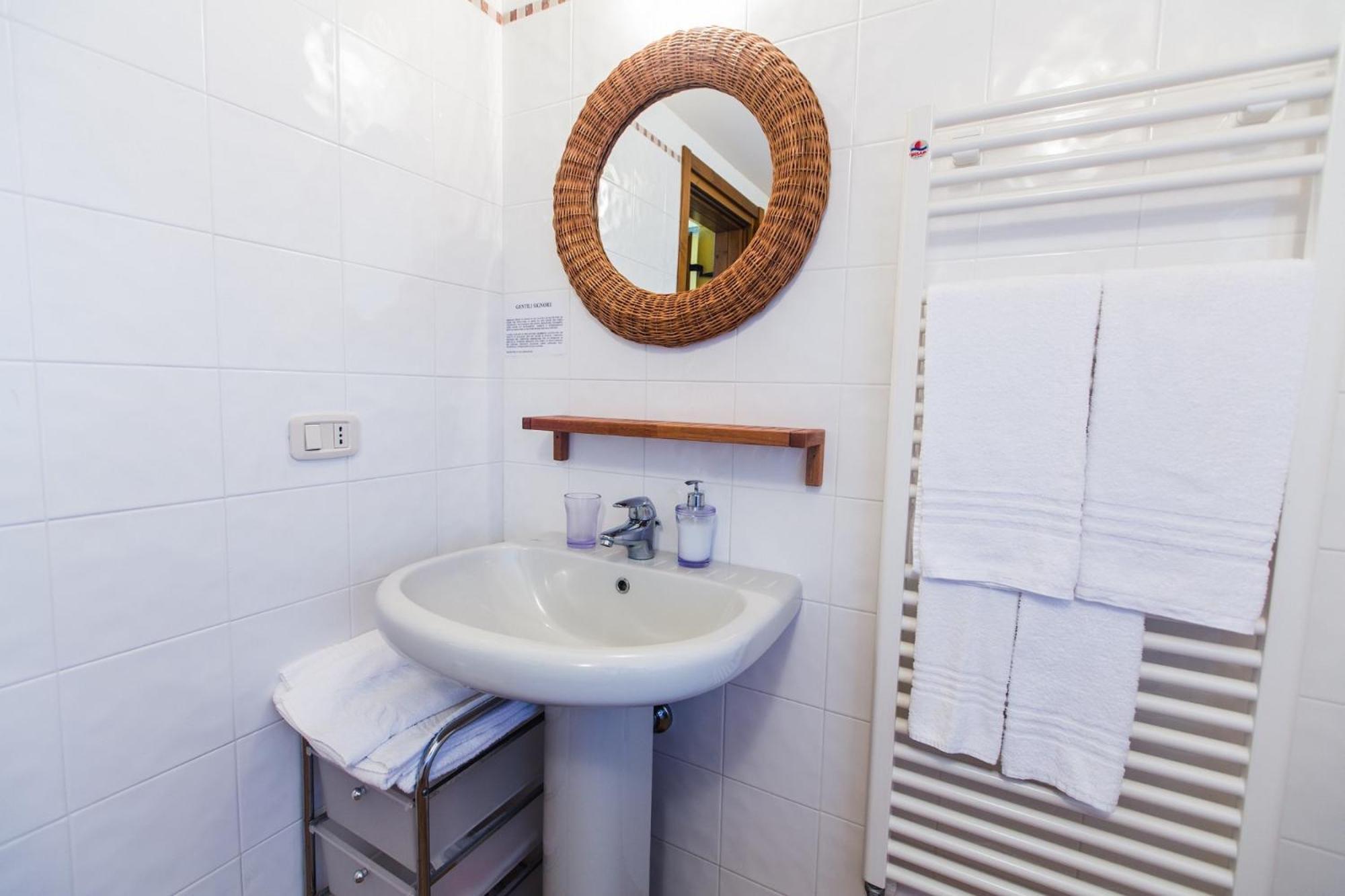 Appartamenti E Affittacamere Le Due Ruote Alberese Zimmer foto