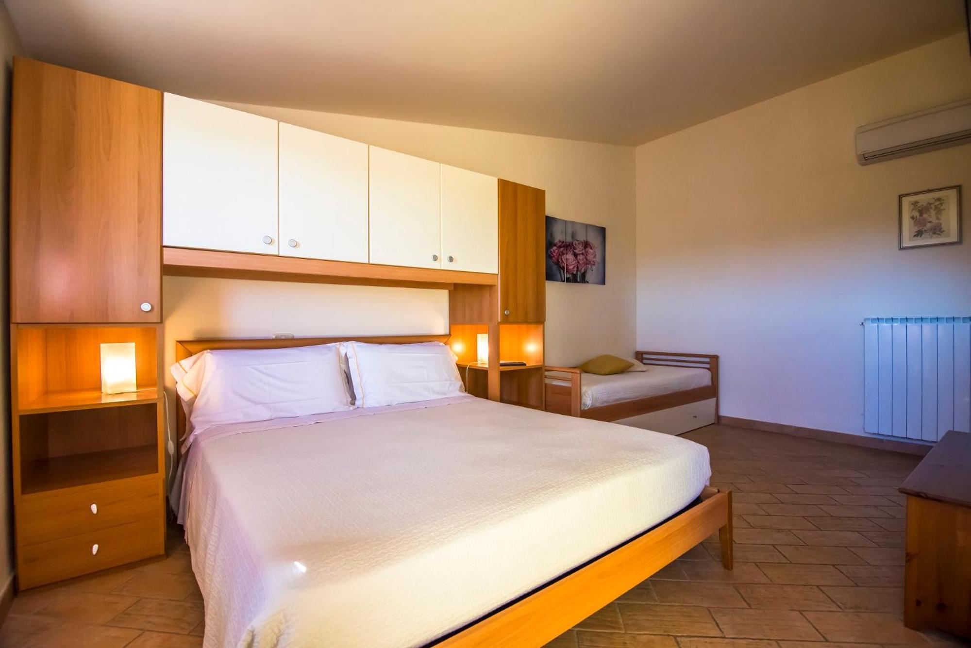 Appartamenti E Affittacamere Le Due Ruote Alberese Zimmer foto